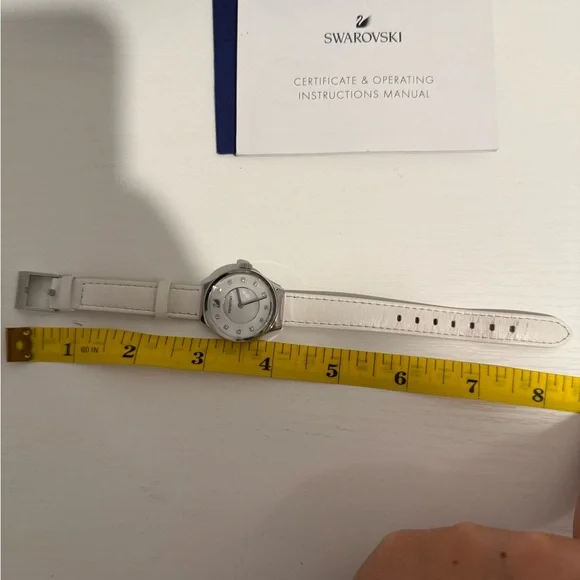 Swarovski Dreamy Leather Watch - Picture 14 of 17